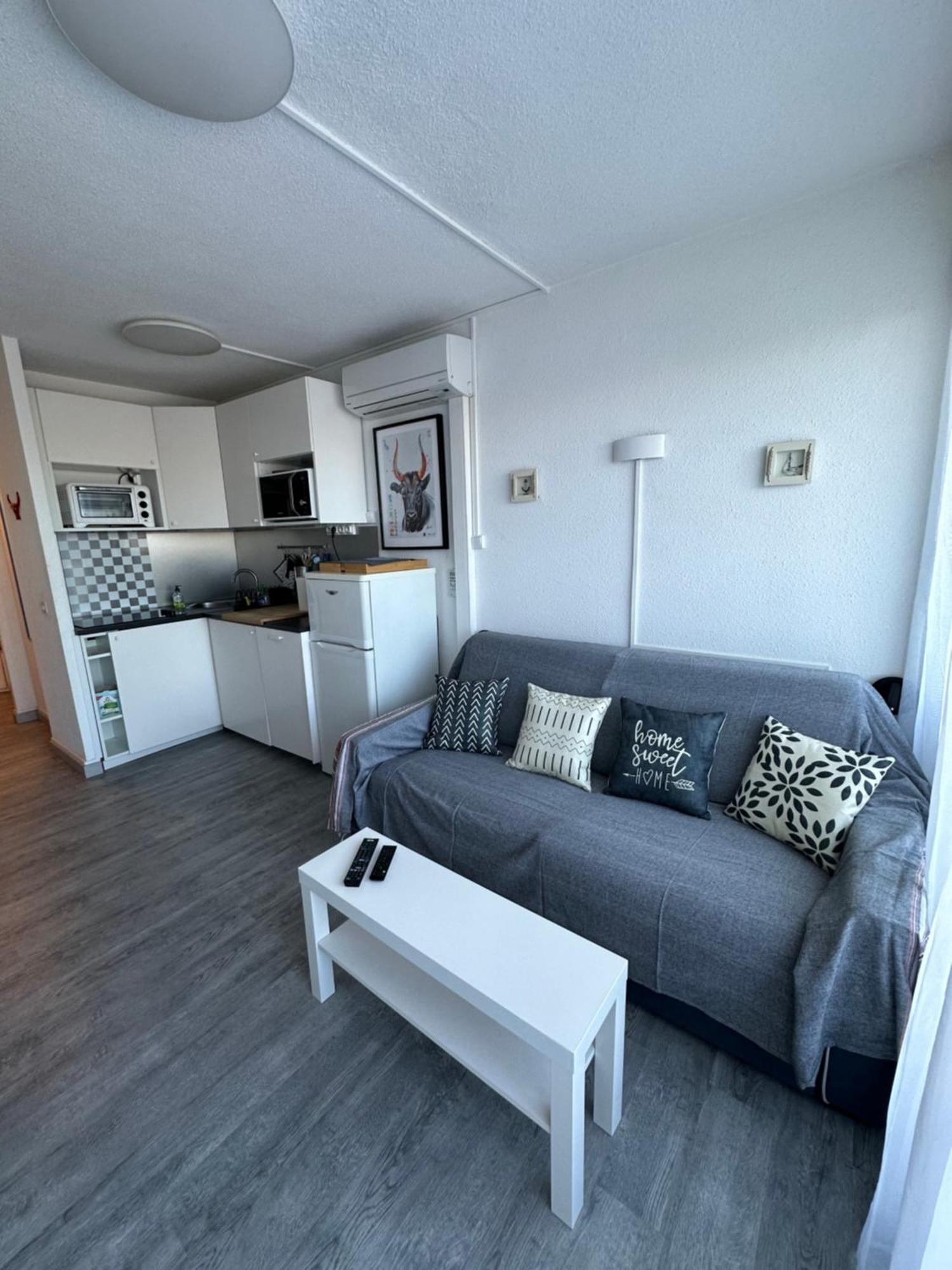 Studio Vue Port, Parking Prive, Terrasse, Clim Le Grau-du-Roi Exterior foto